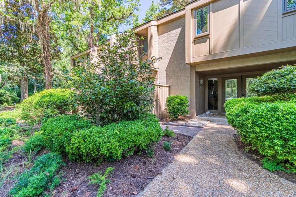Вилла Pet Friendly! 503 Plantation Club Walk To Pool Sleeps 6 Sea Pines Хилтон-Хед-Айленд Экстерьер фото