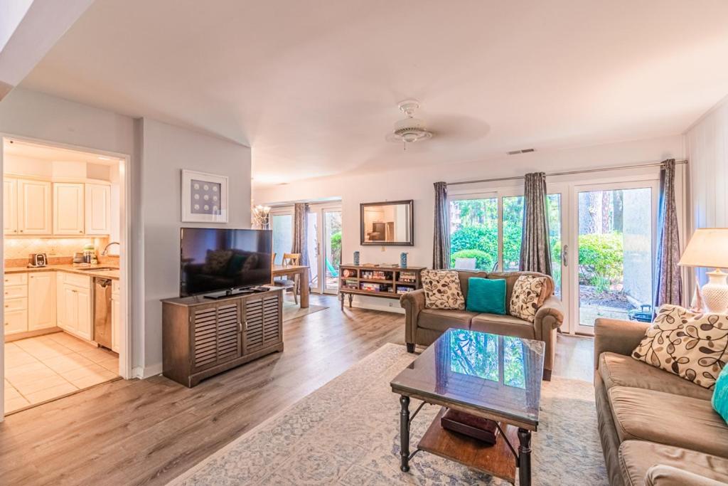 Вилла Pet Friendly! 503 Plantation Club Walk To Pool Sleeps 6 Sea Pines Хилтон-Хед-Айленд Экстерьер фото