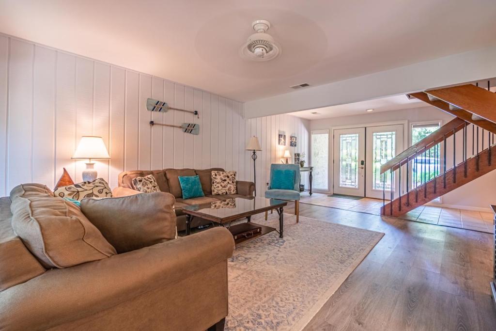 Вилла Pet Friendly! 503 Plantation Club Walk To Pool Sleeps 6 Sea Pines Хилтон-Хед-Айленд Экстерьер фото